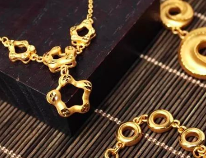 2019年中国黄金品牌十大排名（珠宝首饰零售）